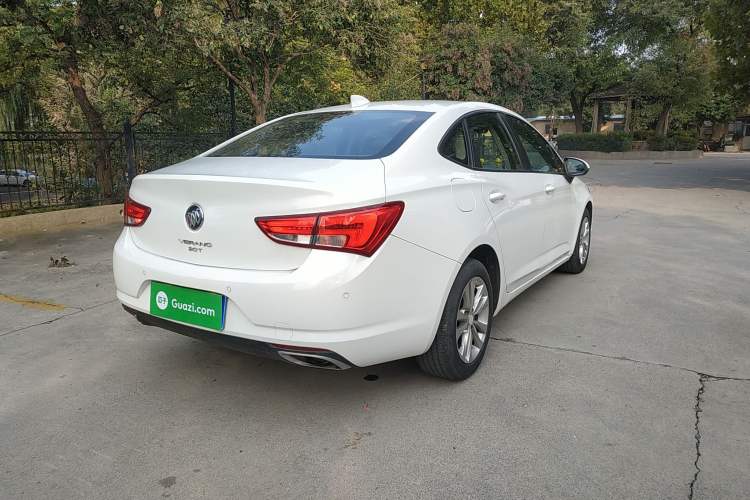 Used Buick Verano 2019 Sedan 20T Dual-Clutch Leading Model

