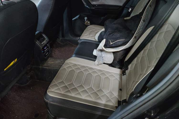 Used Volkswagen Tayron 2023 300TSI Two-Wheel-Drive Luxury Plus Advanced Edition