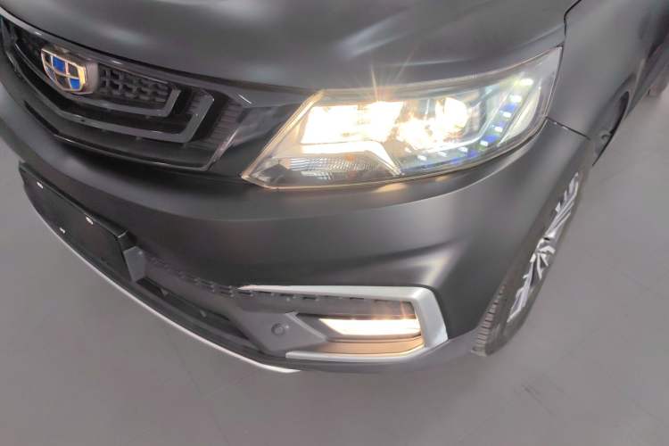 Used Geely Auto Vision X6 2018 1.8L Manual 4G Connect Luxury Edition