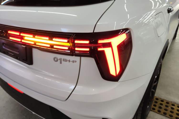 Used Lynk & Co 01 EM-P 2023 1.5TD EM-P Dawn Edition