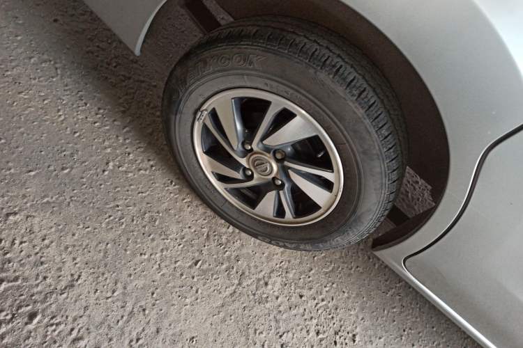 Used Nissan NV200 2016 Revised Version 1.6L CVT Luxury Edition