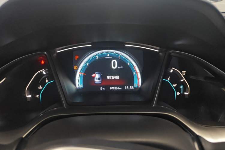 Used Honda Civic 2016 220TURBO CVT Luxury Edition
