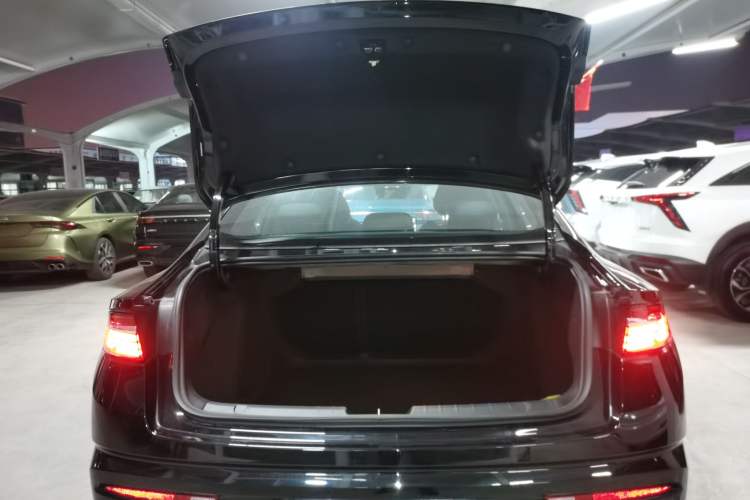 Used Geely Auto Preface 2025 Dongfang Yao 1.5TD Fuyao Edition