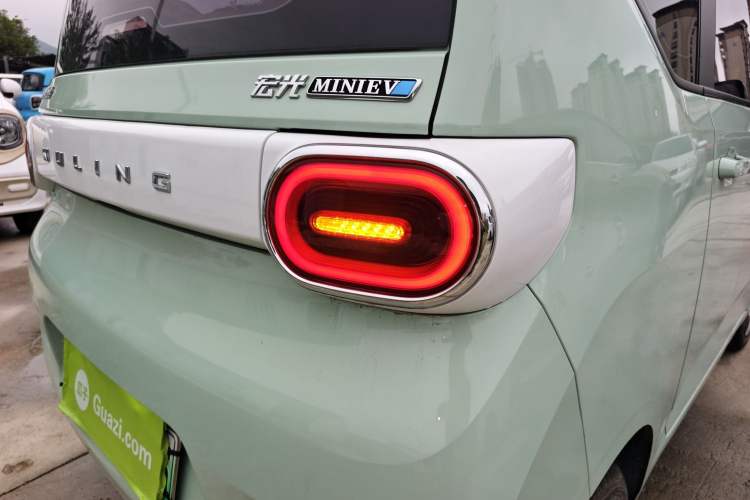 Used Wuling Hongguang MINIEV 2024 3rd Generation 215km Advanced Version