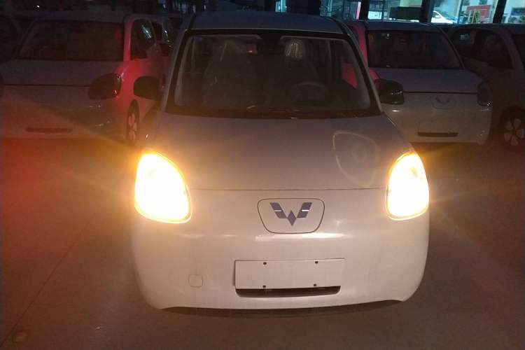 Used Wuling Hongguang MINIEV 2025 Four-Door Version Advanced Edition
