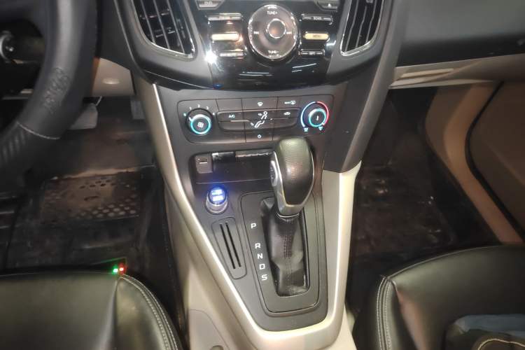 Used Ford Focus 2017 Sedan 1.6L Automatic Comfort Plus SmartDrive Edition