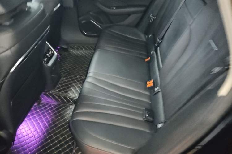 Used Hongqi H5 2023 2.0T Automatic Smart Connect Flagship Edition
