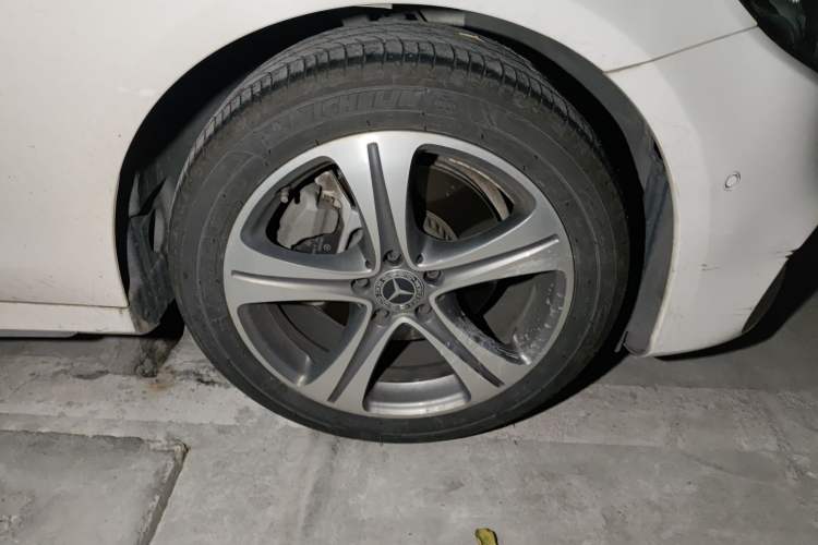 Used Mercedes-Benz E-Class 2019 E 200 L Sport Edition
