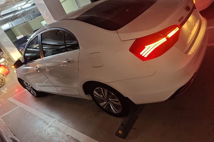 Used Geely Auto Emgrand 2018 1.5L CVT Upward Connect Edition

