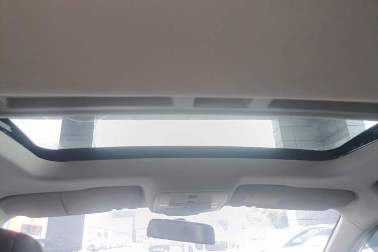 Used Roewe i5 2020 1.5L Automatic 4G Connected Linghao Edition
