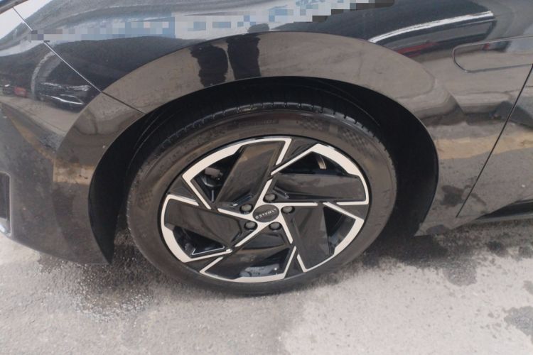 Used Lynk & Co 07 2024 EM-P 126 Long-Range Halo
