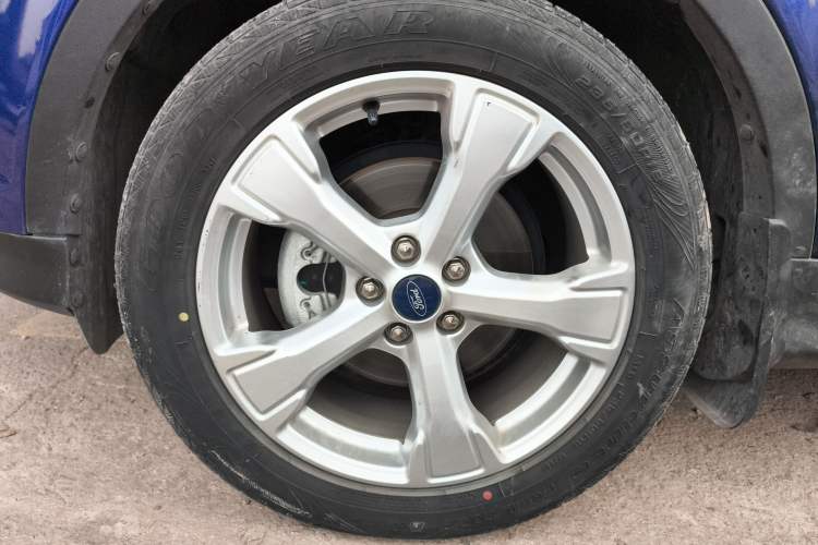 Used Ford Kuga 2018 EcoBoost 180 Two-Wheel-Drive Platinum Edition
