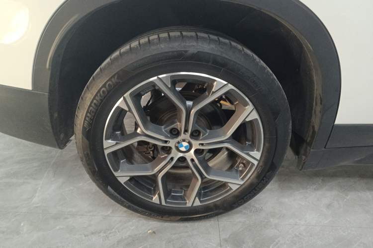 Used BMW X1 2021 Restyled sDrive25Li Leading Edition
