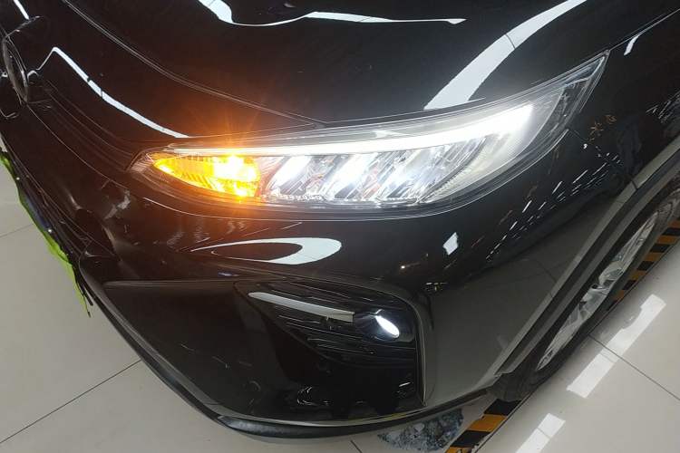 Used Toyota Wildlander 2020 2.0L CVT Two-Wheel Drive Luxury Edition