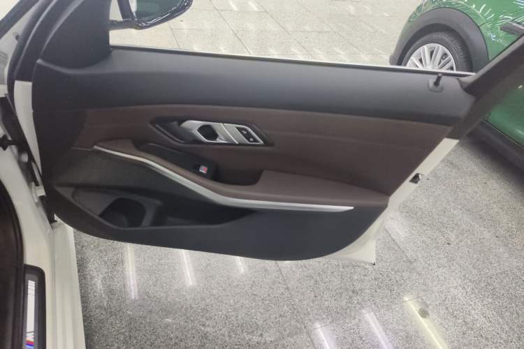 Used BMW 3 Series 2023 320Li M Sport Package
