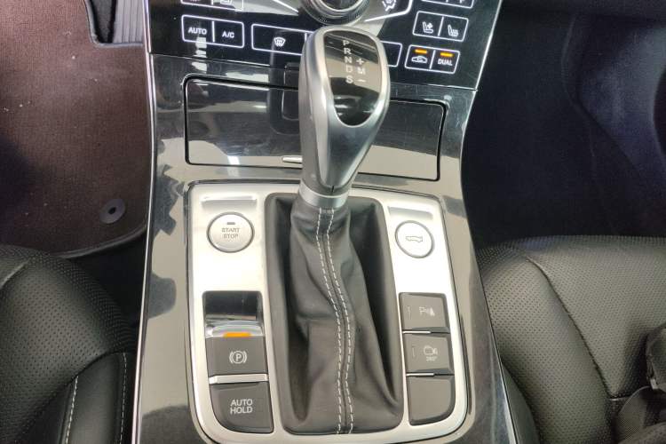 Used Hongqi H5 2019 30TD Smart Connect Enjoy Edition
