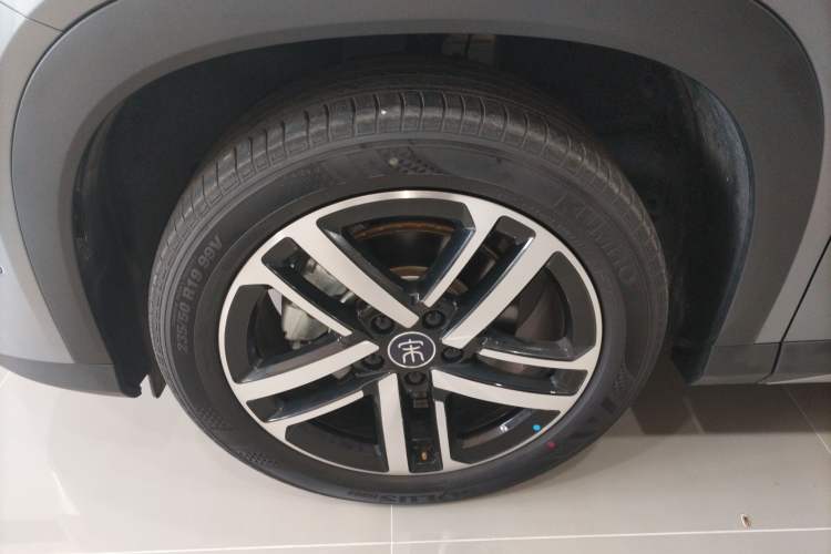 Used BYD Song L DM-i 2025 Intelligent Driving Version 112 km Beyond-Range Type
