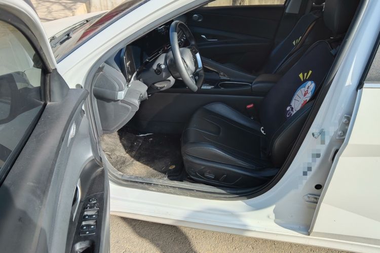 Used Hyundai Elantra 2022 1.5L CVT LUX Prestige Edition