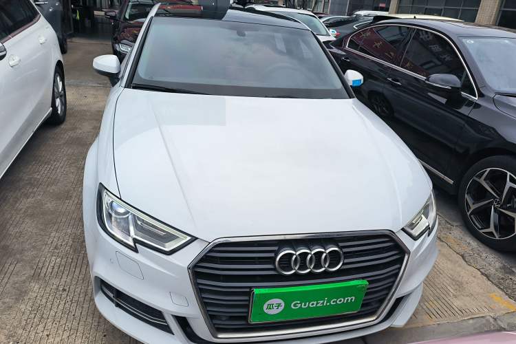 Used Audi A3 2018 30th Anniversary Edition Limousine 35 TFSI Fashion Model
