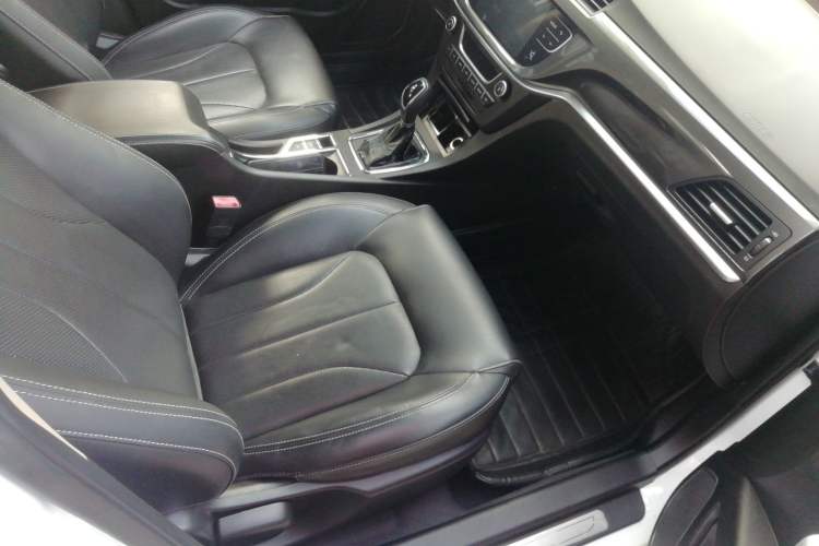 Used Geely Auto Emgrand 2017 Sedan Million Edition 1.5L CVT Upward Version
