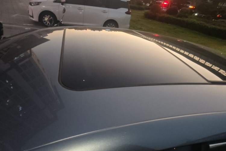 Used BYD Qin L 2025 DM-i Smart Drive 120KM Leading Model
