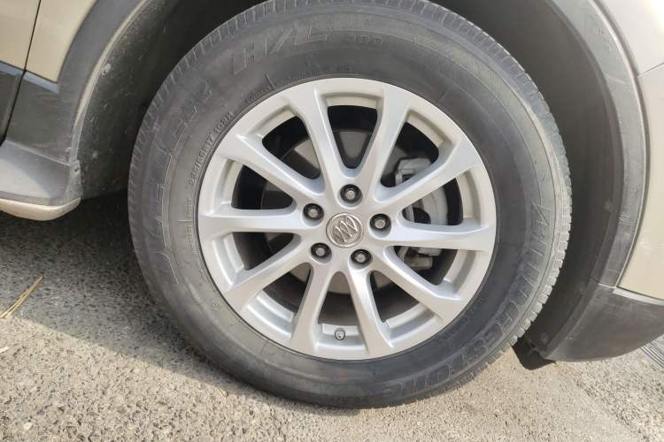 Used Buick Envision 2015 20T Two-Wheel-Drive Leading Model
