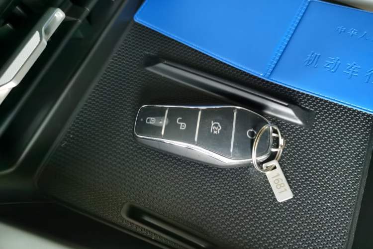 Used BYD Qin PLUS 2025 DM-i Smart Drive 55KM Leading Model
