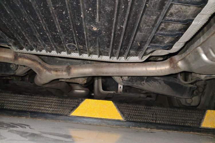 Used Mercedes-Benz C-Class 2015 C 200 L
