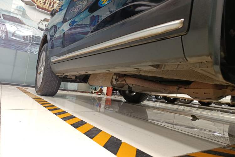 Used Geely Auto Emgrand X7 Sport 2016 1.8TD Automatic ZhiZun Version
