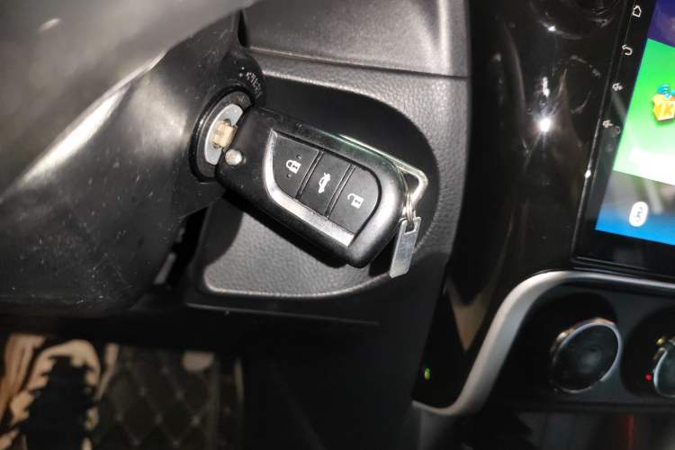 Used Toyota Levin 2017 Revised Version 185T CVT New Sharp Edition China V Standard
