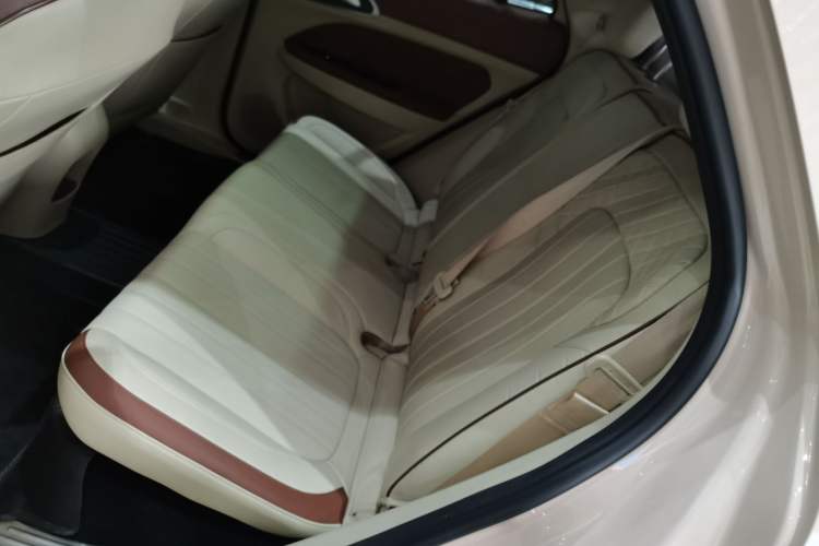 Used ORA Good Cat 2023 401 km Standard Range Premium Version Lithium Iron Phosphate