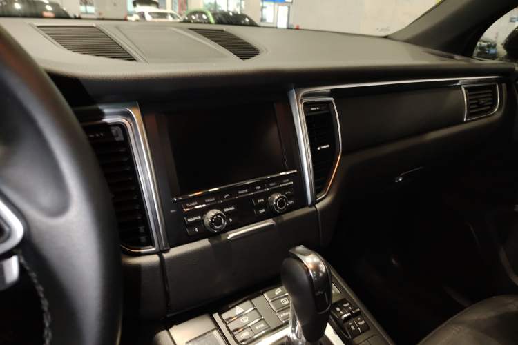 Used Porsche Macan 2016 Macan 2.0T
