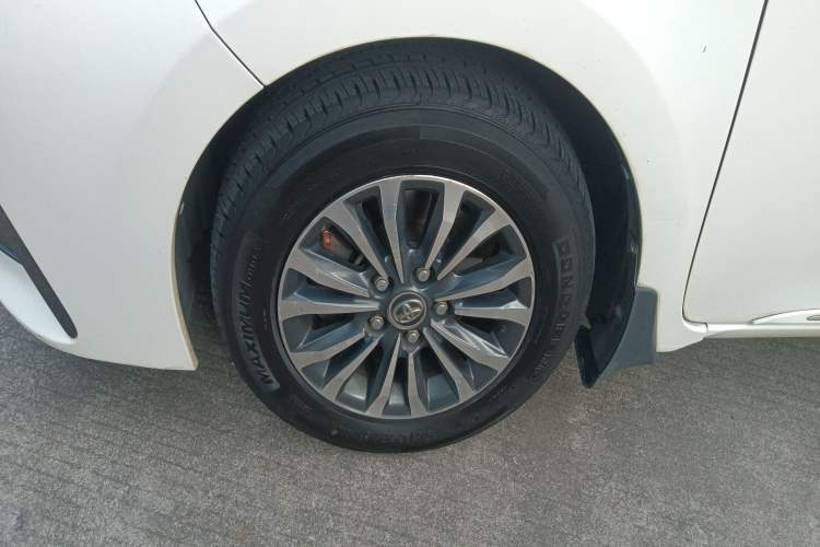 Used Toyota Corolla 2017 Revised Version 1.2T S-CVT GL-i
