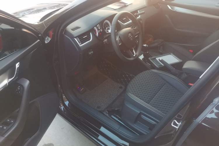 Used Skoda Octavia 2019 TSI230 DSG Luxury Edition
