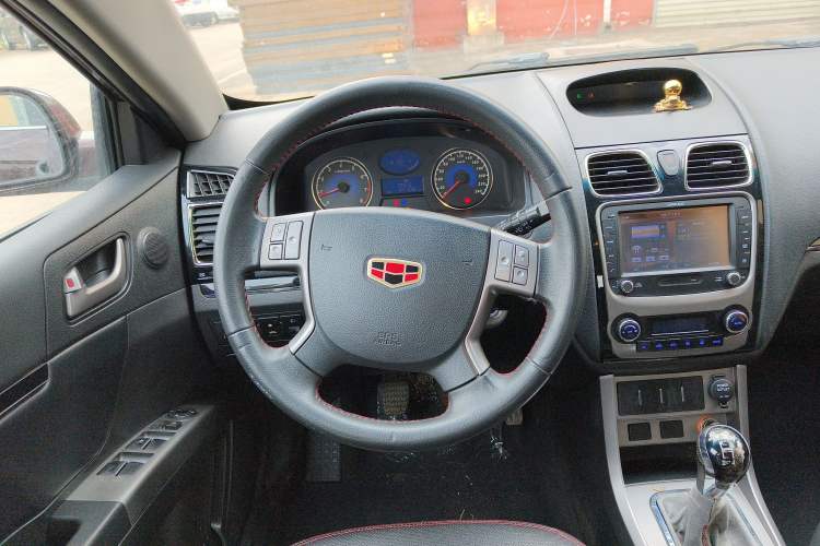 Used Geely Auto Classic Emgrand 2013 Hatchback 1.5L Manual Luxury Model
