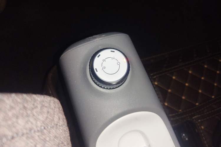 Used Wuling Hongguang MINIEV 2022 GAMEBOY 200km Gaming Edition with Lithium Iron Phosphate
