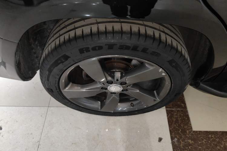 Used Mercedes-Benz GLK-Class 2013 Facelift GLK 300 4MATIC Fashion Edition
