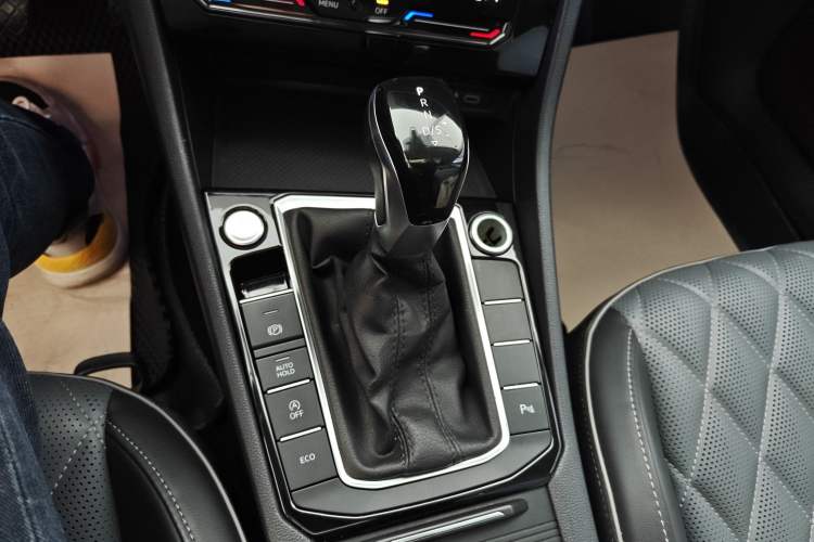 Used Volkswagen Sagitar 2023 200TSI DSG Excellence Edition
