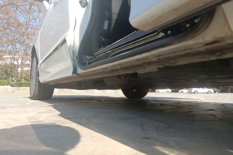 Used Honda Elysion 2016 2.4L Style Edition
