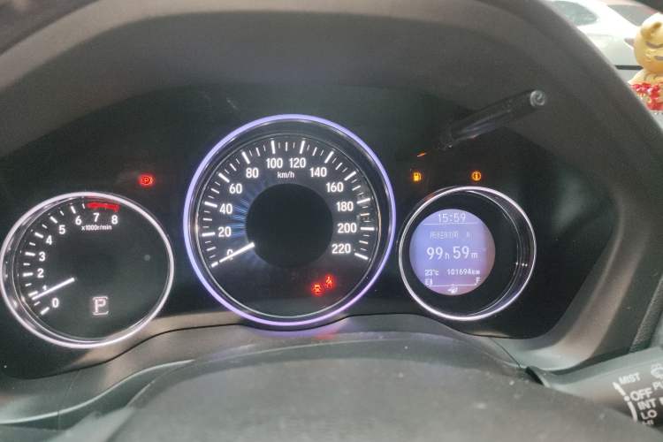 Used Honda Vezel 2015 1.8L CVT 2WD Luxury Model
