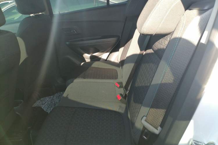 Used Chevrolet Trax 2016 1.4T Automatic Two-Wheel Drive Comfort Version with Sunroof
