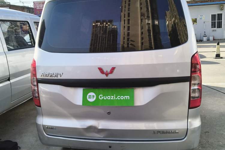 Used Wuling Hongguang V 2022 1.5L Jingqu Version Hydraulic Power Steering LAR
