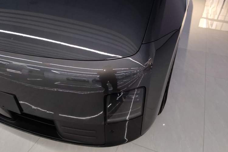 Used Li Auto MEGA 2025 Home Family Special Edition