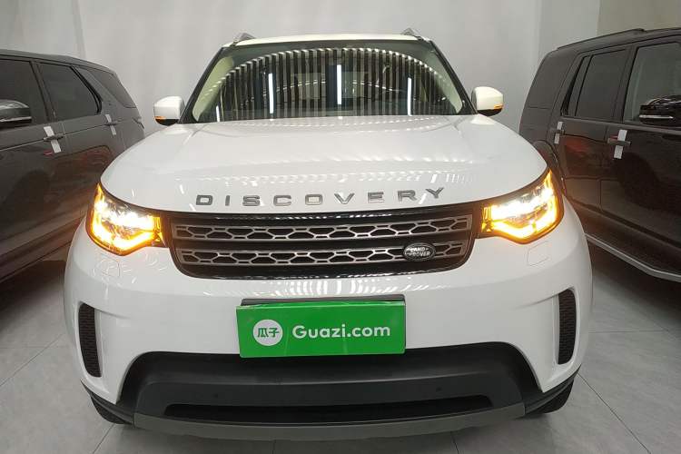 Used Land Rover Discovery 2019 2.0T SE
