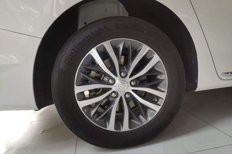 Used Buick GL8 2023 ES Lu Zun Deluxe Model

