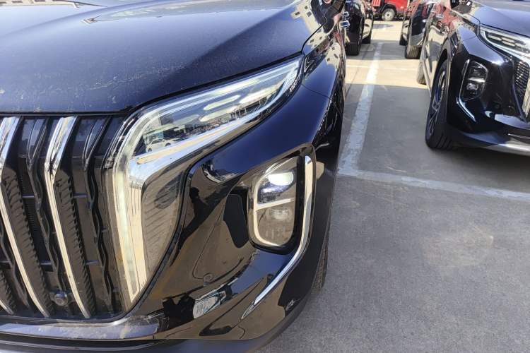 Used Hongqi HS7 PHEV 2024 2.0T PHEV Four-Wheel Drive Flagship Edition 7 Seats