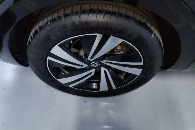 Used Volkswagen Talagon 2024 Facelifted 380TSI All-Wheel Drive R-Line Cruise Premium Edition
