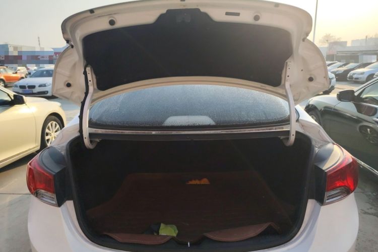 Used Hyundai Elantra 2015 1.6L Automatic Luxury Model