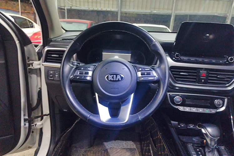 Used Kia Sportage R 2018 2.0L Automatic Smart Luxury Version China V Standard
