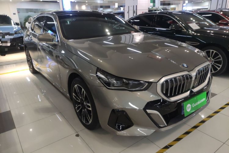 Used BMW 5 Series 2024 530Li Leading Model M Sport Package